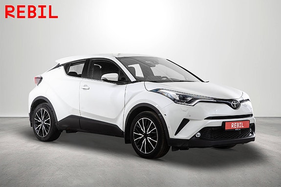 Toyota C-HR 4 of 5