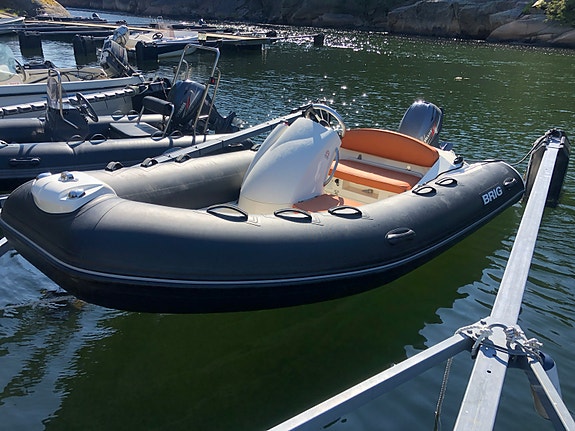 Perfekt ungdomsbåt Brig Eeagle RIB 13 fot m/Yamaha 9,9(20) hk 5 of 5