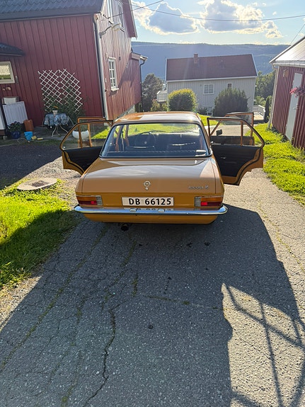 Opel Ascona 5 of 5