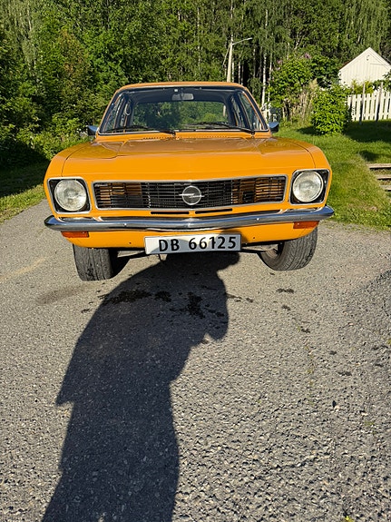 Opel Ascona 4 of 5