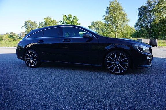 Mercedes-Benz CLA180 7 of 30