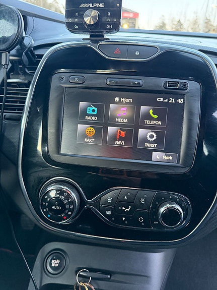 Renault Captur 4 of 5