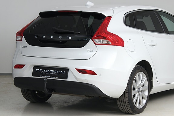 Volvo V40 4 of 5