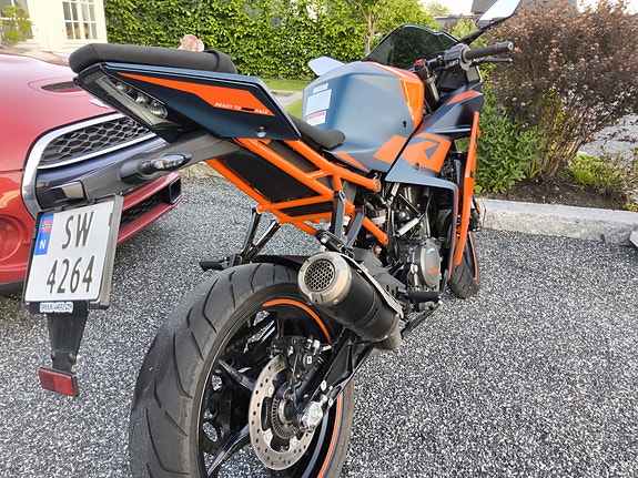 KTM RC 390 4 of 13