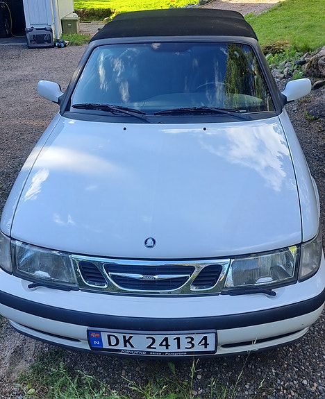 Saab 9-3 4 of 5