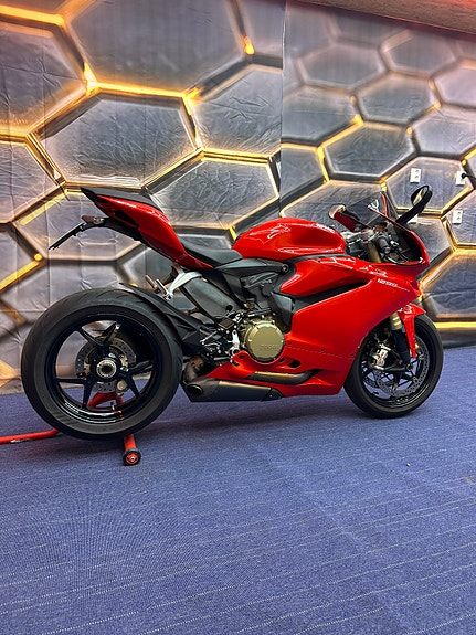 Ducati 1299 Panigale 5 of 5