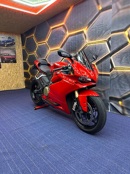 Ducati 1299 Panigale 3 of 5