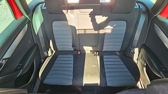 Volkswagen Passat Alltrack 23 of 30