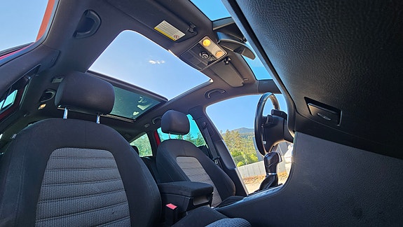 Volkswagen Passat Alltrack 26 of 30