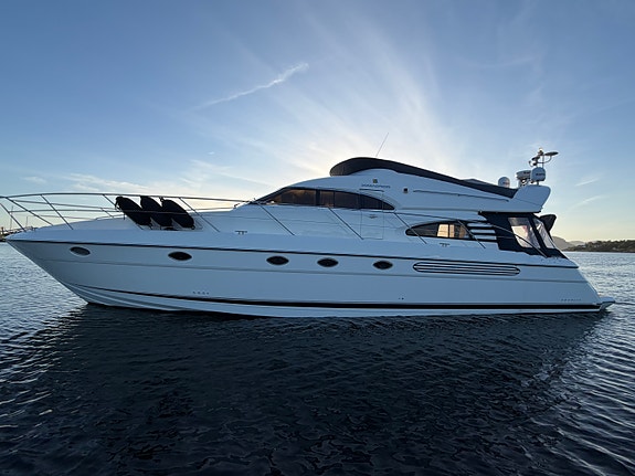 Fairline Squadron 55 27 of 30