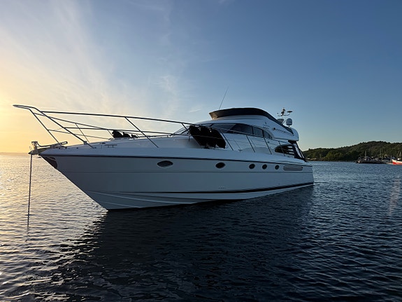 Fairline Squadron 55 28 of 30