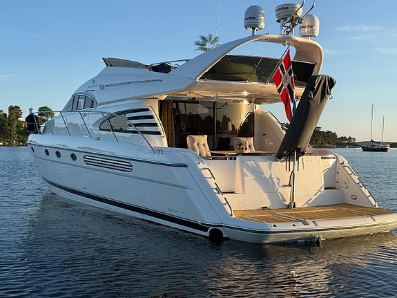 Fairline Squadron 55 19 of 30