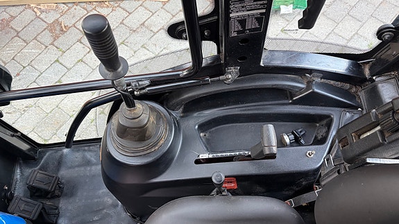 Solis 26 HST kompakt traktor. m/hytte – Kompakt brøyte- og universalrigg! 13 of 20