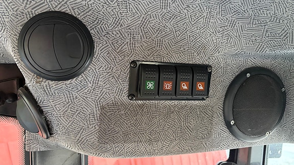Solis 26 HST kompakt traktor. m/hytte – Kompakt brøyte- og universalrigg! 14 of 20