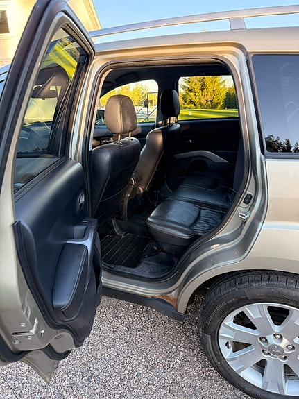 Mitsubishi Outlander 8 of 18