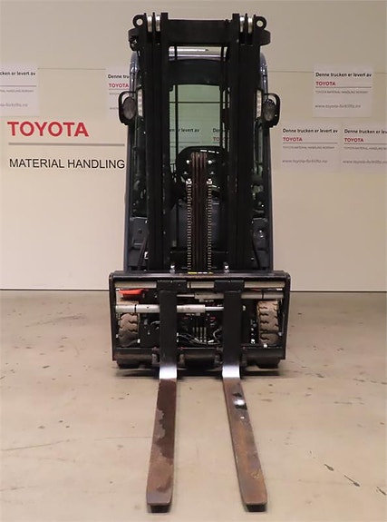 Toyota 8FBEK18T 3 of 4