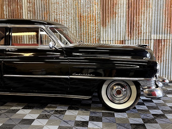Cadillac 62 4 of 5