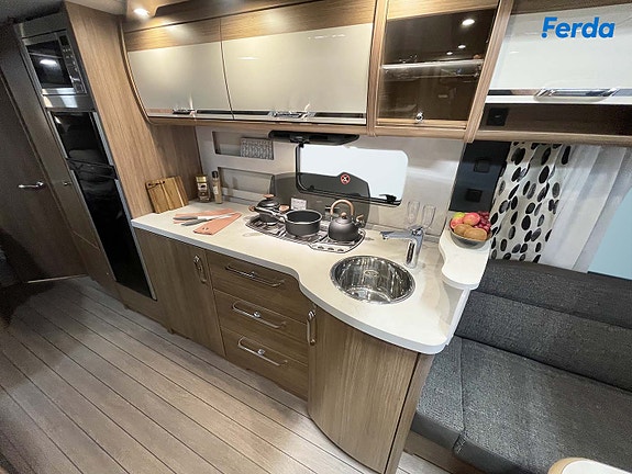 Knaus Sudwind 650 UDF Scandinavian Selection 6 of 14