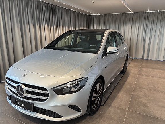 Mercedes-Benz B-Klasse 4 of 5