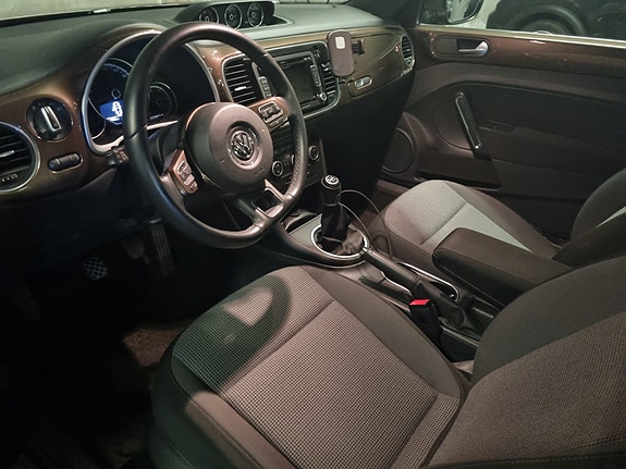 Volkswagen Beetle 11 of 15