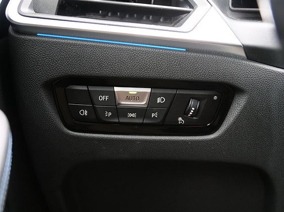 BMW i4 20 of 22