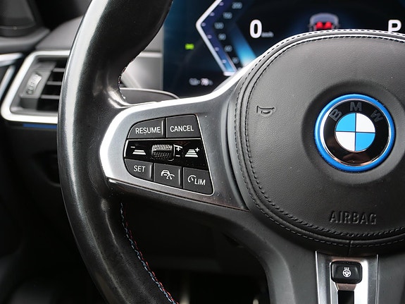 BMW i4 14 of 22