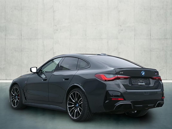 BMW i4 3 of 5