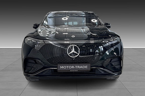 Mercedes-Benz EQS SUV 2 of 5