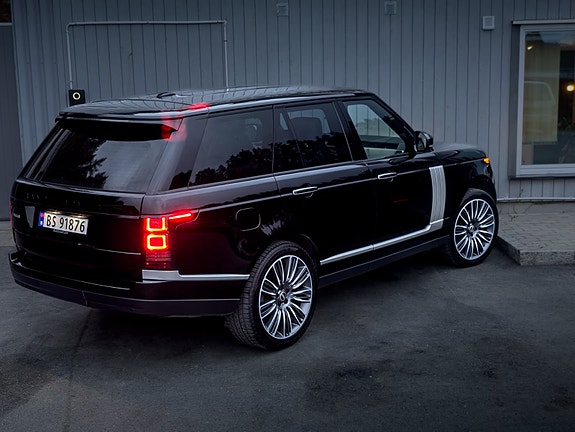 Land Rover Range Rover 4 of 5
