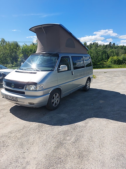 Volkswagen Multivan 6 of 15