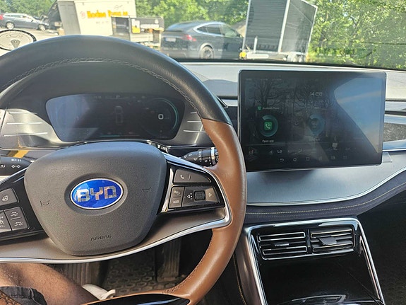 BYD Tang 7 of 21