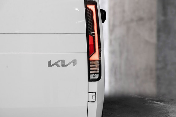 Kia PV5 8 of 22