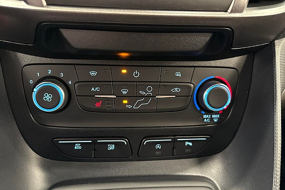 Ford Transit Connect 15 of 19