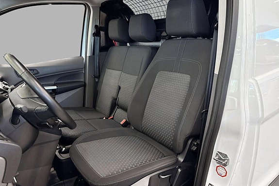 Ford Transit Connect 10 of 19