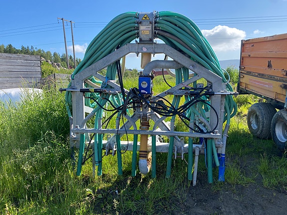 Slurrykat 12m stripespreder m/flowmeter 2 of 14