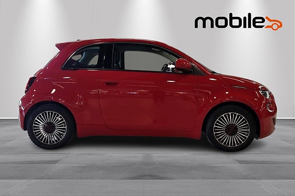 Fiat 500 2 of 5