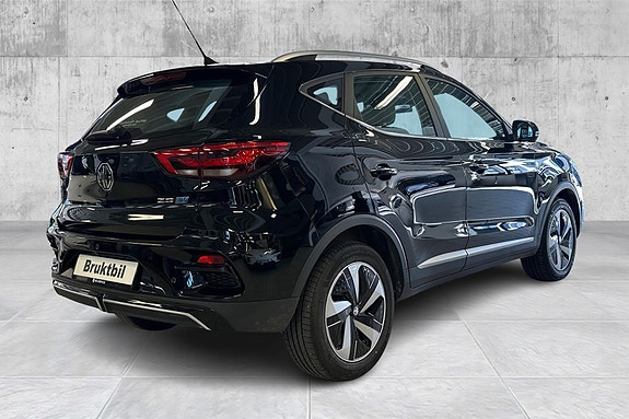 MG ZS EV 4 of 5