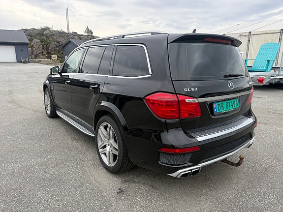 Mercedes-Benz GL-Klasse 4 of 5