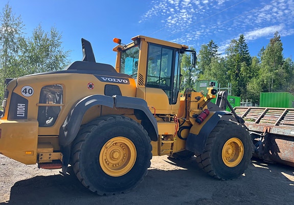 Volvo L110h 4 of 5