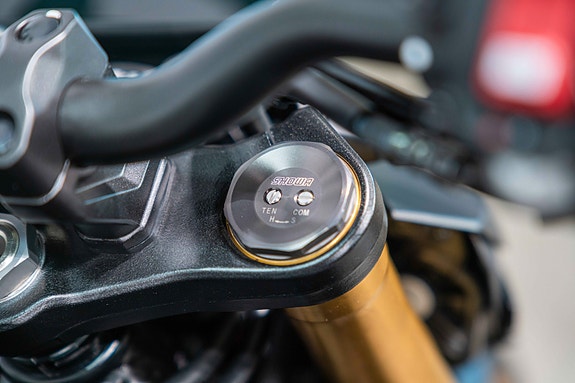 Honda CB1000 Hornet SP - AGM Edition med eksos og skiltbrakett! 14 of 24