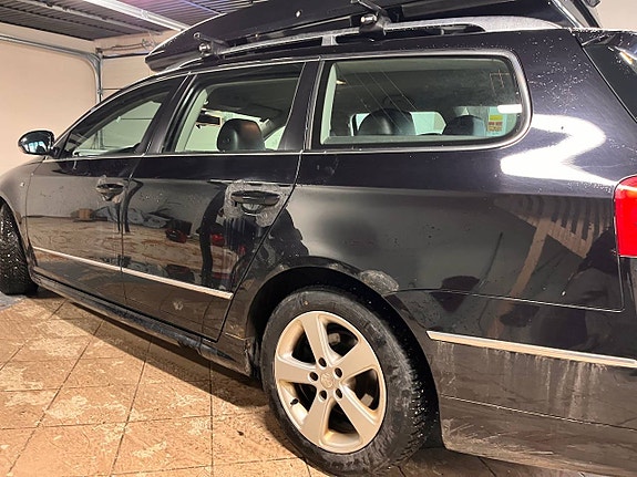 Volkswagen Passat 3 of 5