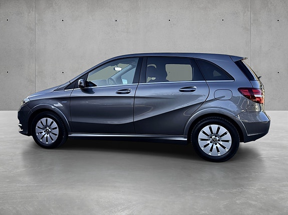 Mercedes-Benz B-Klasse 3 of 5