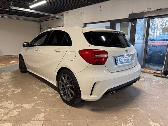 Mercedes-Benz A-Klasse 3 of 5