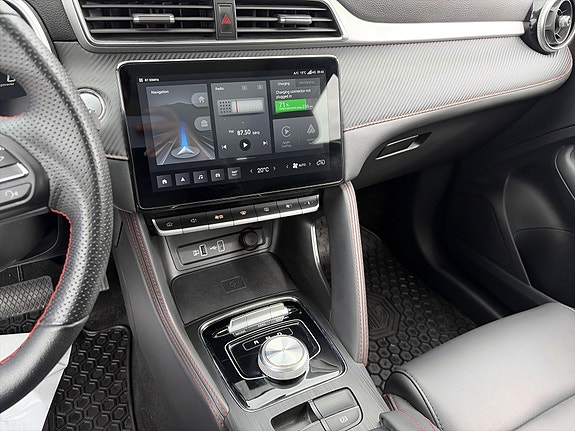 MG ZS EV 13 of 15