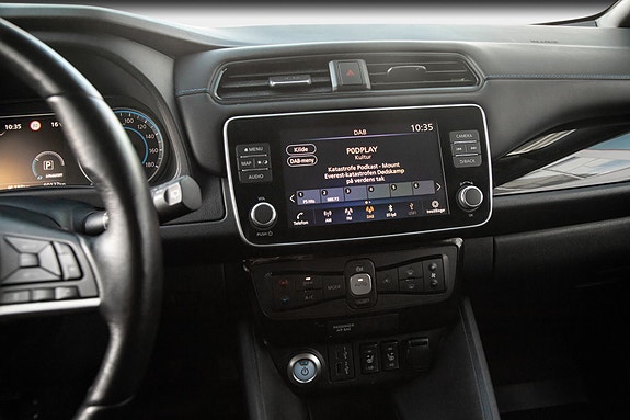 Nissan Leaf 17 of 24