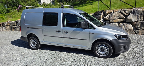 Volkswagen Caddy Maxi 2 of 7