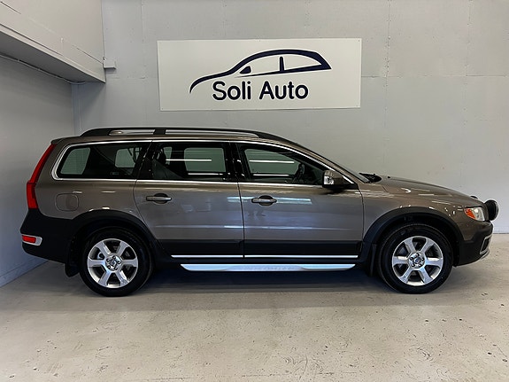 Volvo XC70 5 of 5