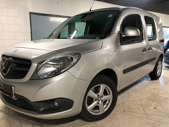 Mercedes-Benz Citan 2 of 5