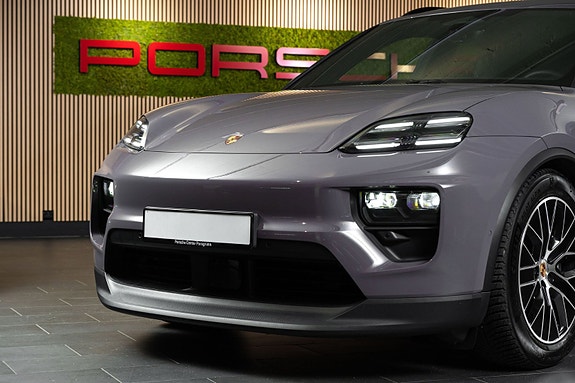 Porsche Macan 9 of 29