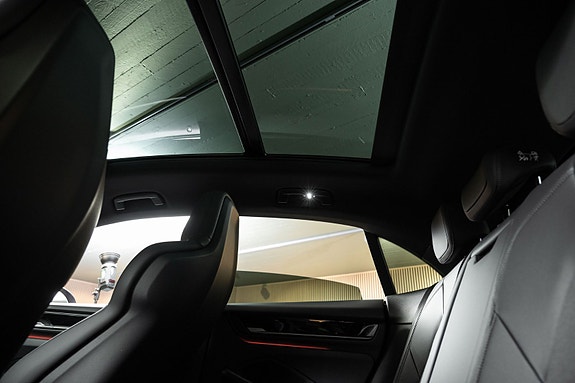 Porsche Macan 21 of 29